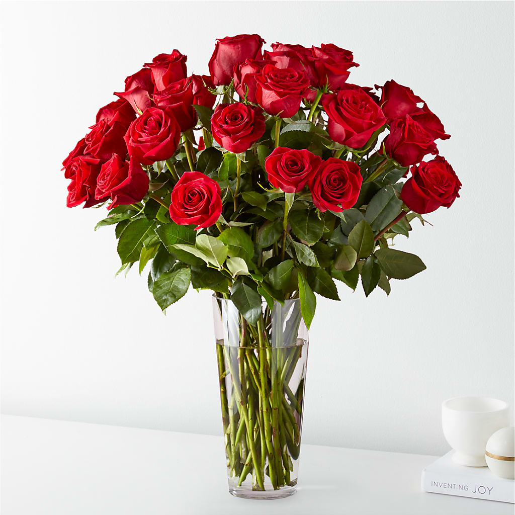 Long Stem Red Rose Bouquet – HALL'S GIFT AND TREASURES FLORAL DESIGN, Vicksburg MS