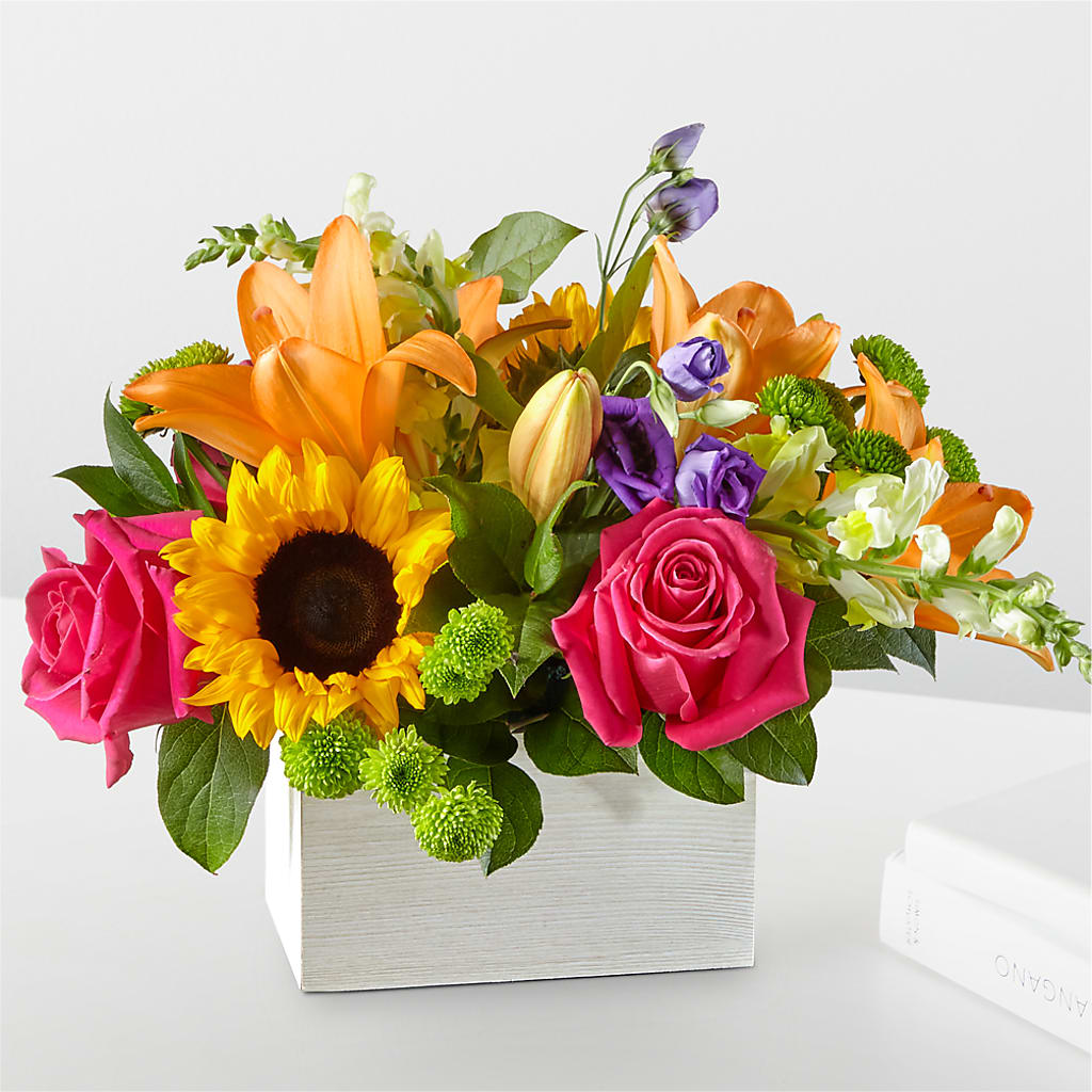 Best Day Box Bouquet – HALL'S GIFT AND TREASURES FLORAL DESIGN, Vicksburg MS