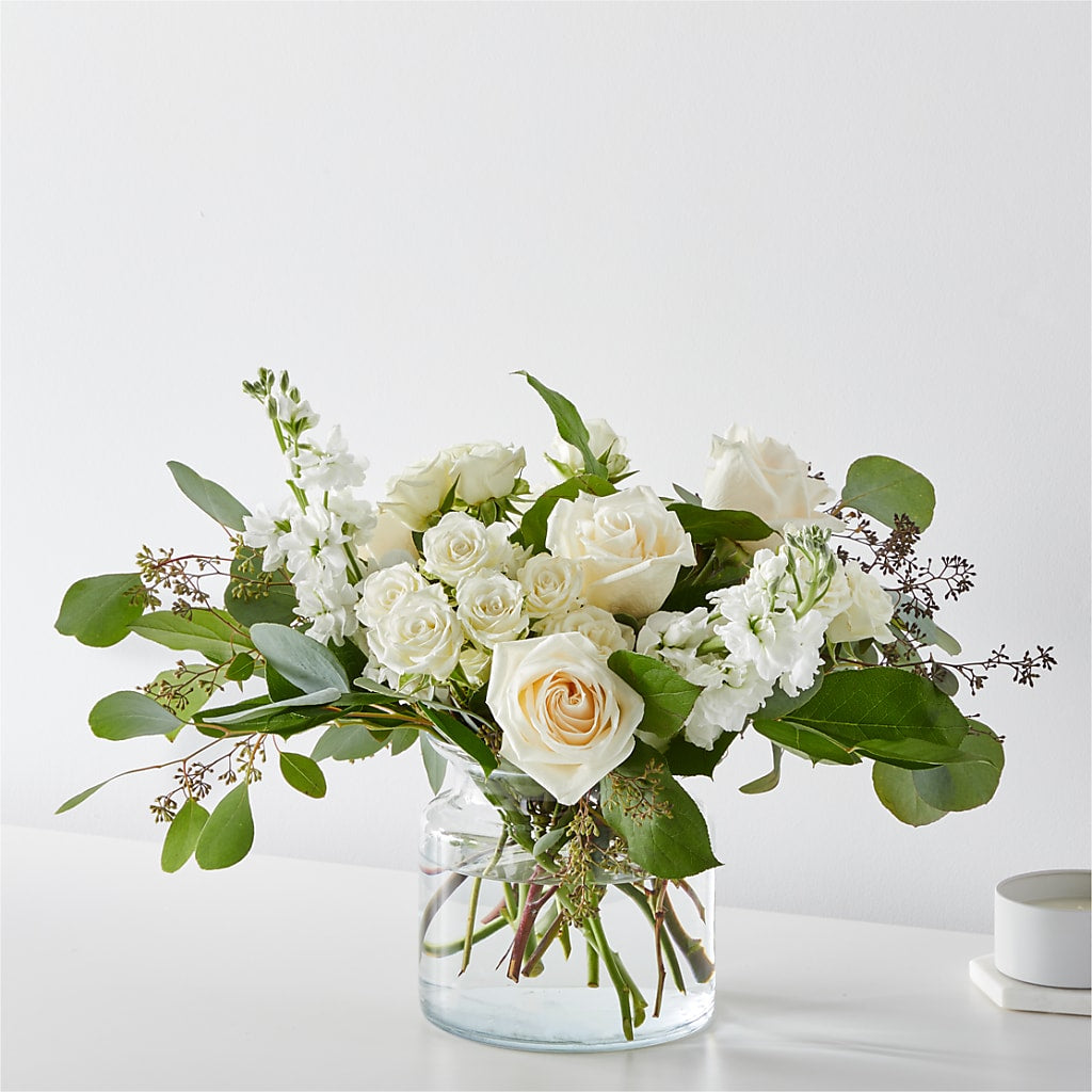 Fresh Linen Bouquet – HALL'S GIFT AND TREASURES FLORAL DESIGN, Vicksburg MS