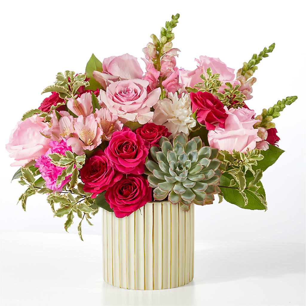 Magenta Musings Bouquet – HALL'S GIFT AND TREASURES FLORAL DESIGN, Vicksburg MS
