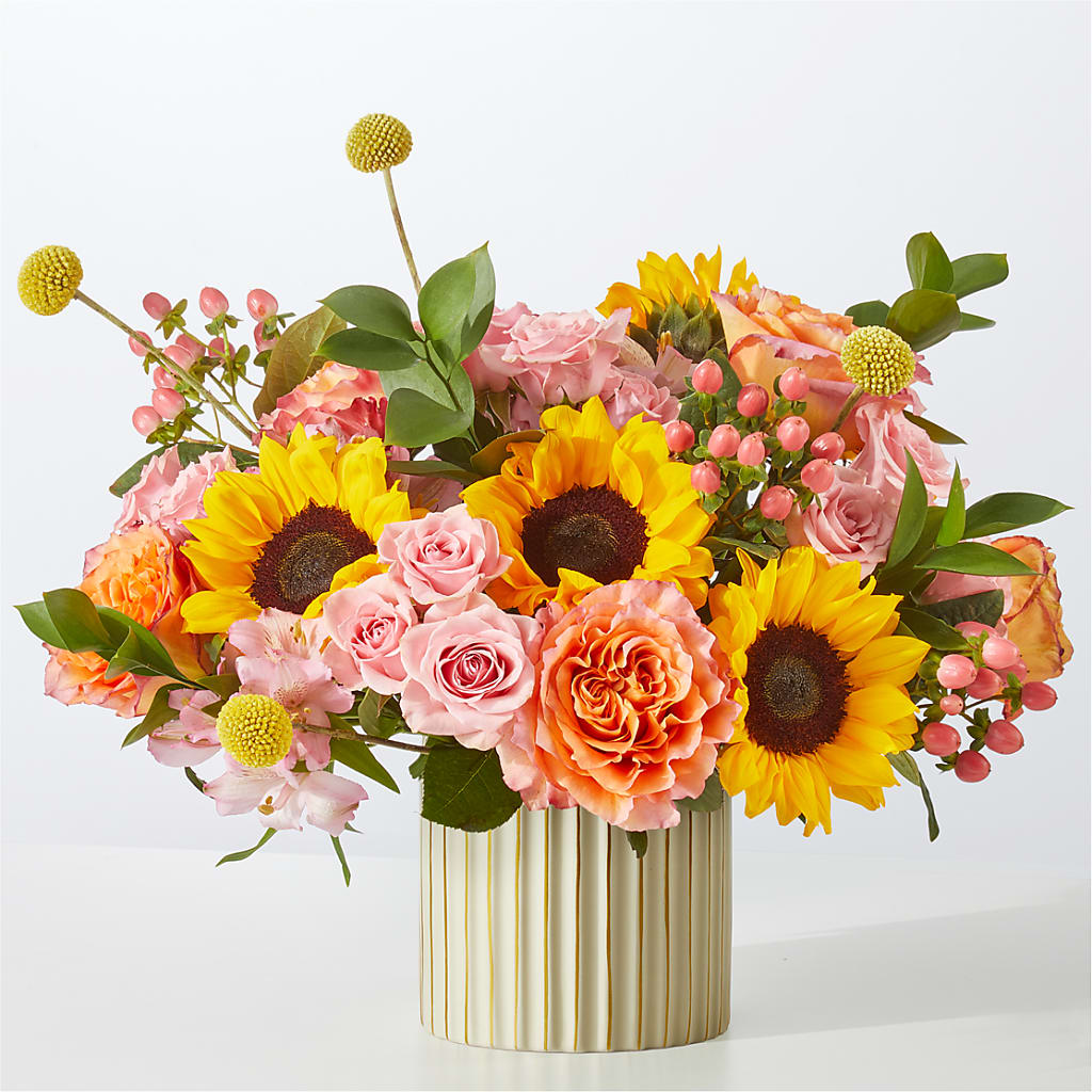 Sun's Out Bouquet – HALL'S GIFT AND TREASURES FLORAL DESIGN, Vicksburg MS