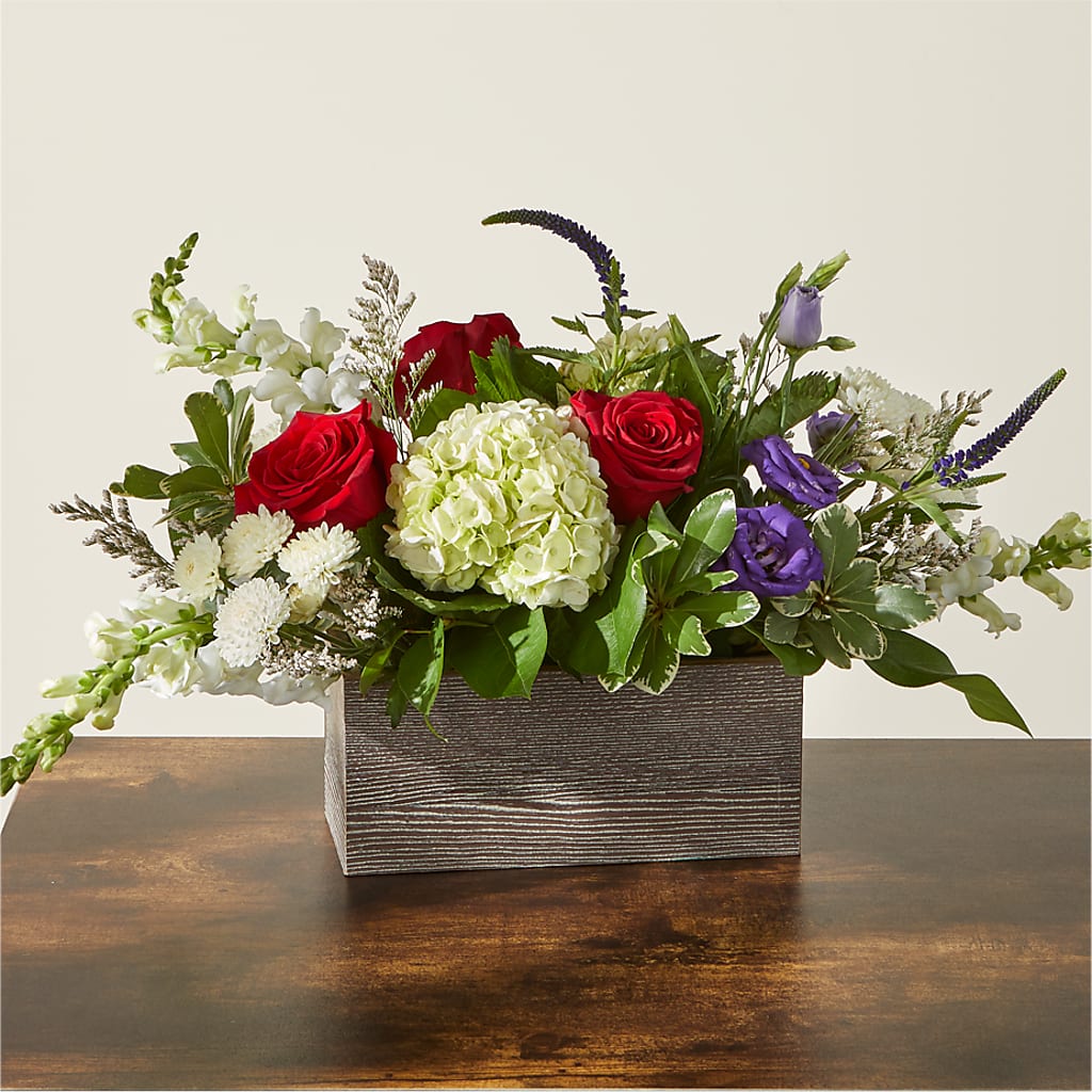 Sweet Magnolia Bouquet – HALL'S GIFT AND TREASURES FLORAL DESIGN, Vicksburg MS