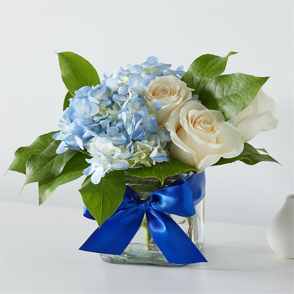 Sky Blue Delight Bouquet – HALL'S GIFT AND TREASURES FLORAL DESIGN, Vicksburg MS