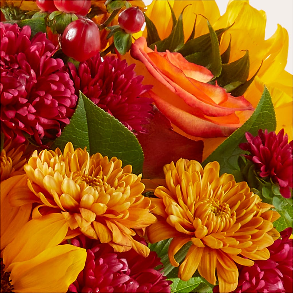 Sweater Season - A Florist Original – HALL'S GIFT AND TREASURES FLORAL DESIGN, Vicksburg MS