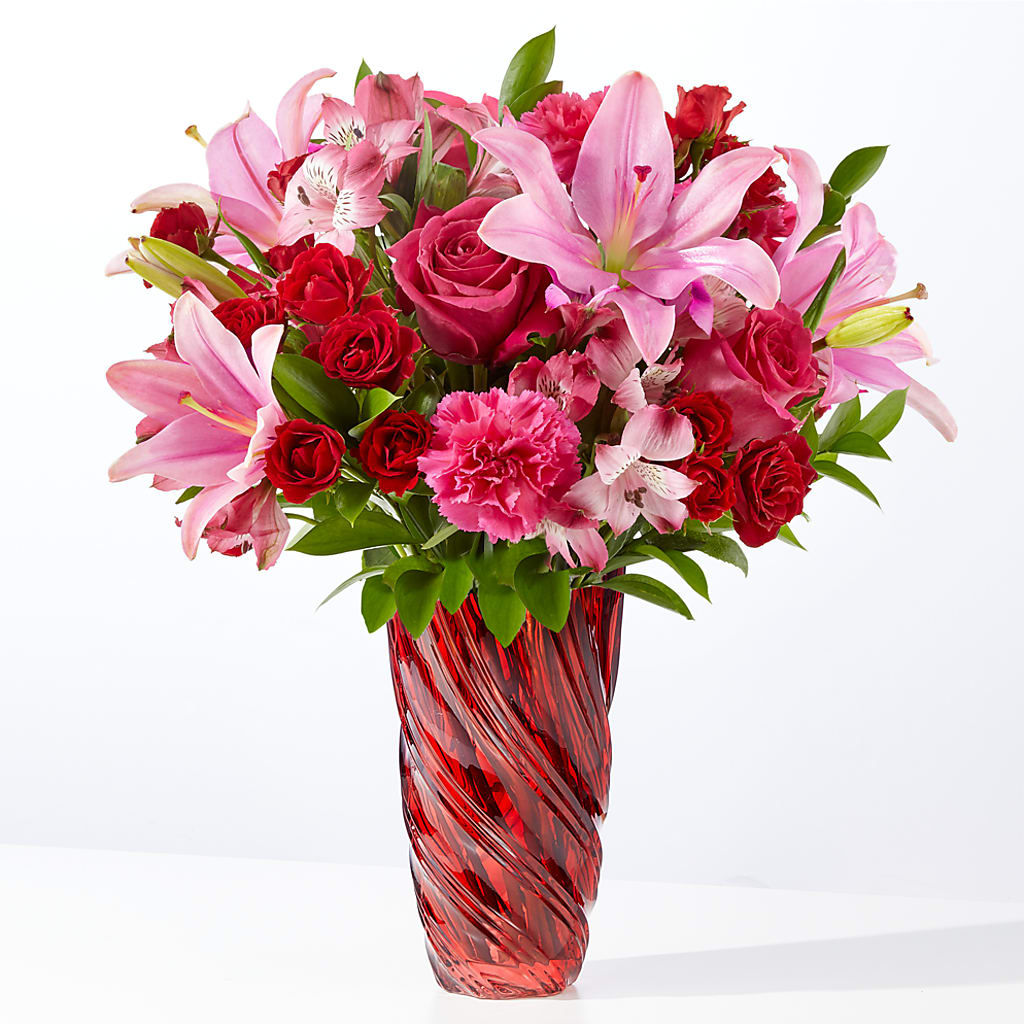 In Love Bouquet with Luxe Swirl Vase – HALL'S GIFT AND TREASURES FLORAL DESIGN, Vicksburg MS