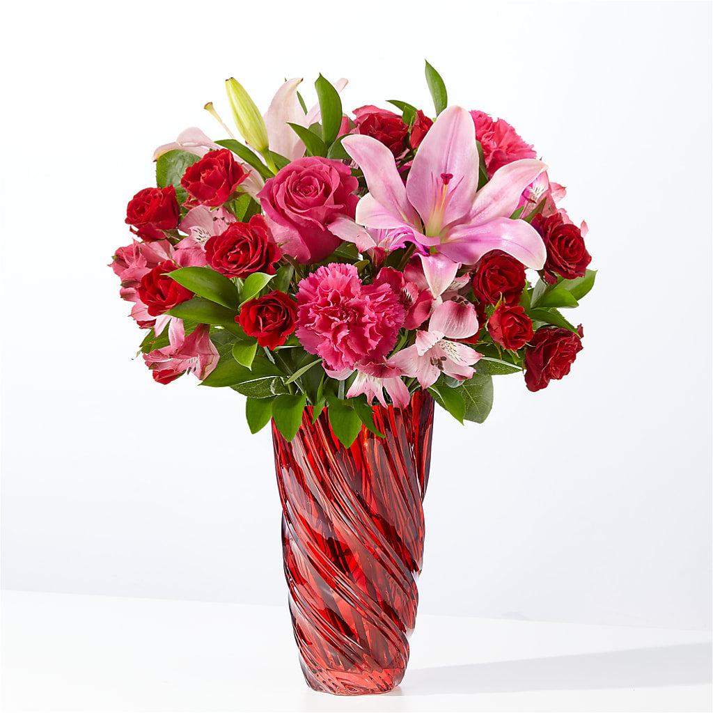 In Love Bouquet with Luxe Swirl Vase – HALL'S GIFT AND TREASURES FLORAL DESIGN, Vicksburg MS