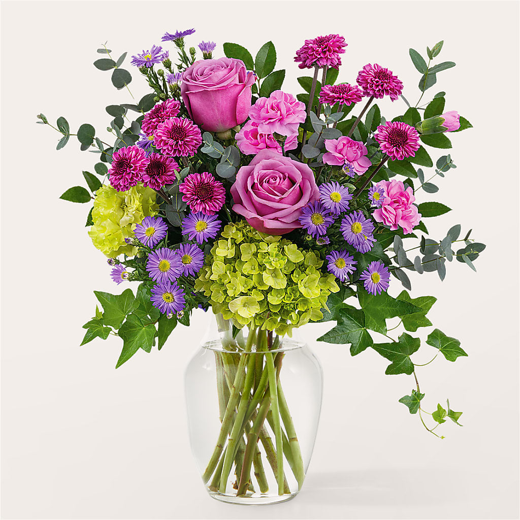 Whispering Garden Bouquet – HALL'S GIFT AND TREASURES FLORAL DESIGN, Vicksburg MS