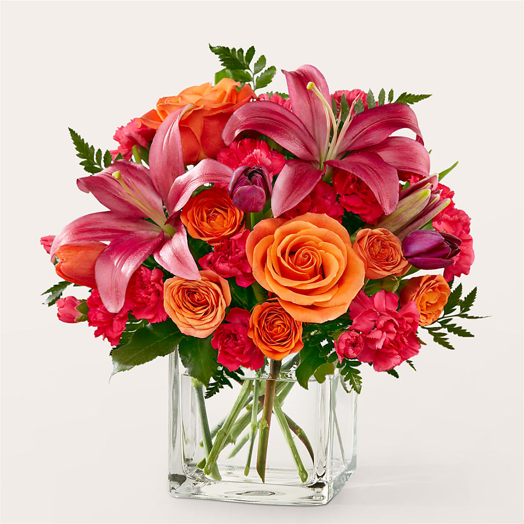 Lucky Lily Bouquet – HALL'S GIFT AND TREASURES FLORAL DESIGN, Vicksburg MS