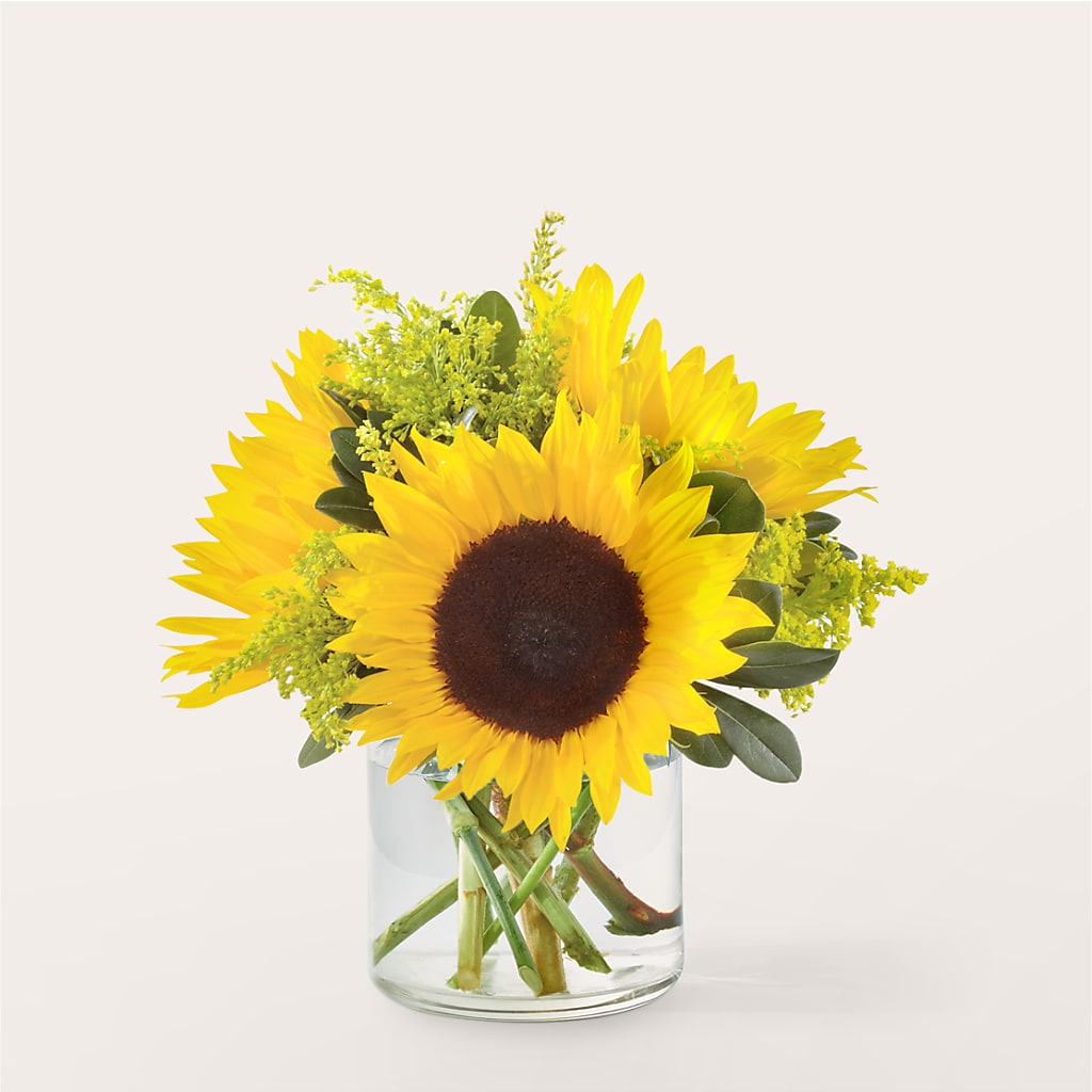Beaming Sunflower Bouquet – HALL'S GIFT AND TREASURES FLORAL DESIGN, Vicksburg MS