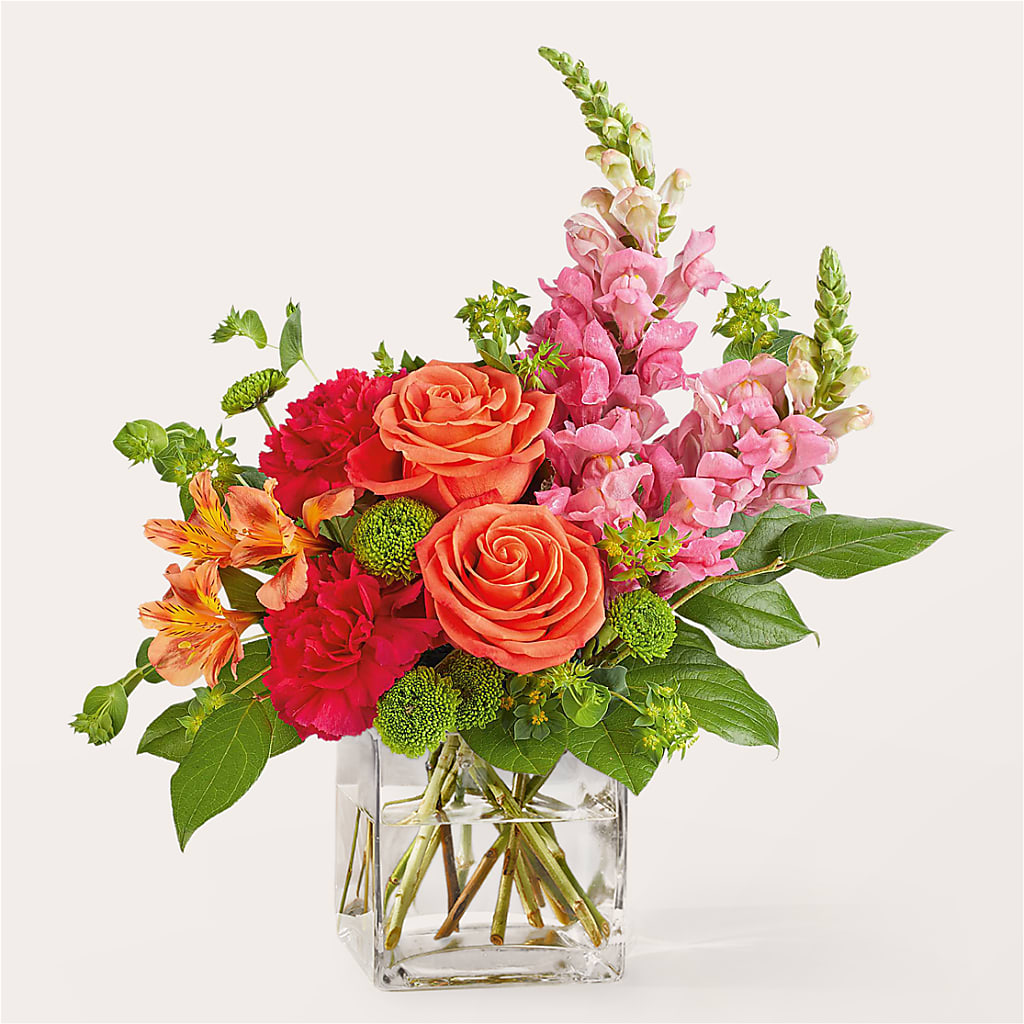 Cosmopolitan Bouquet – HALL'S GIFT AND TREASURES FLORAL DESIGN, Vicksburg MS