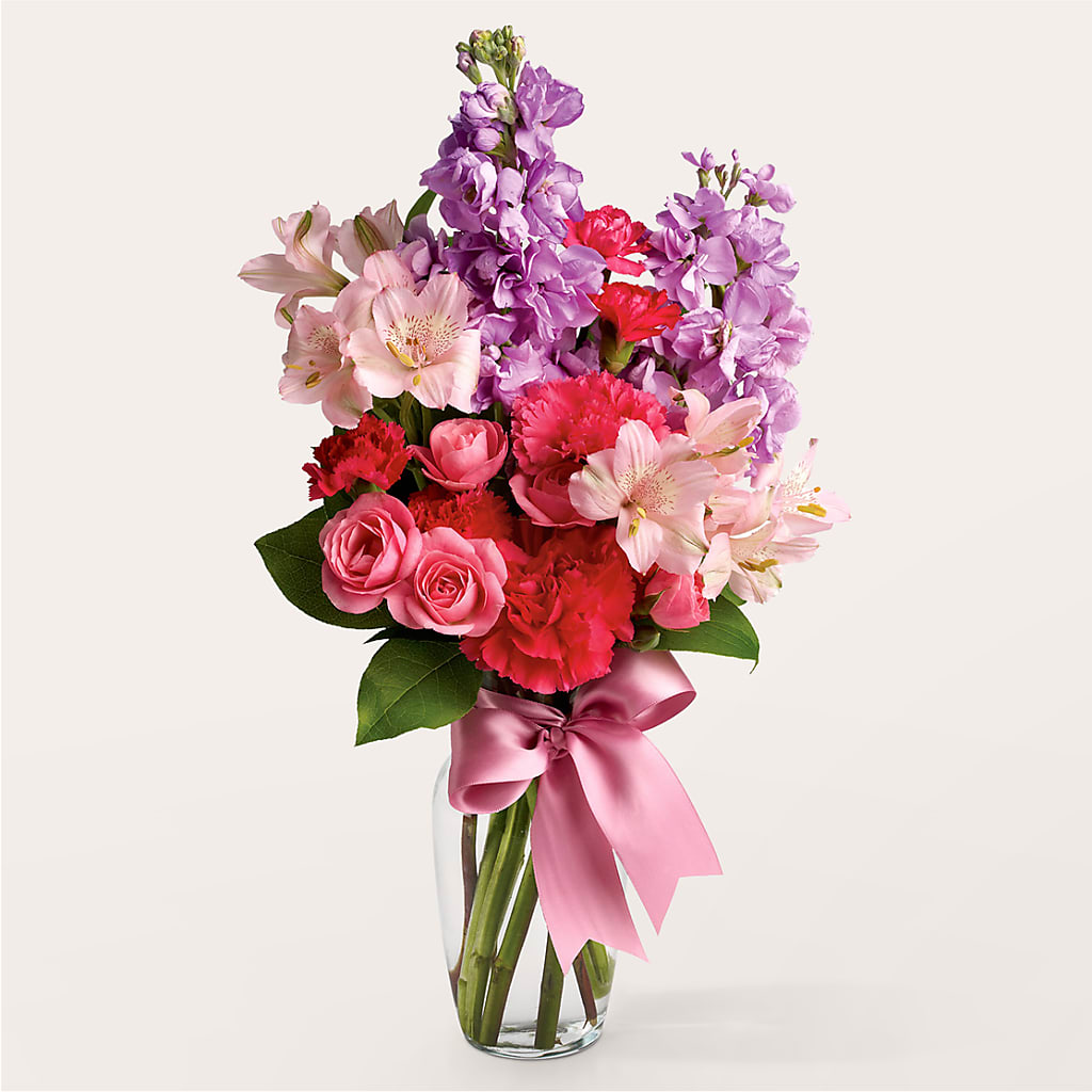Main Character Bouquet – HALL'S GIFT AND TREASURES FLORAL DESIGN, Vicksburg MS