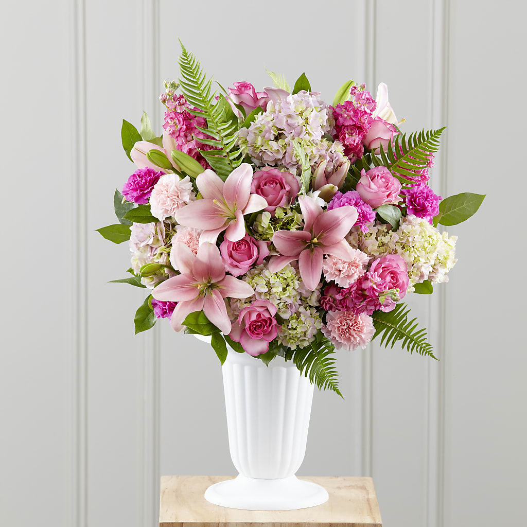 Never-Ending Love Arrangement – HALL'S GIFT AND TREASURES FLORAL DESIGN, Vicksburg MS