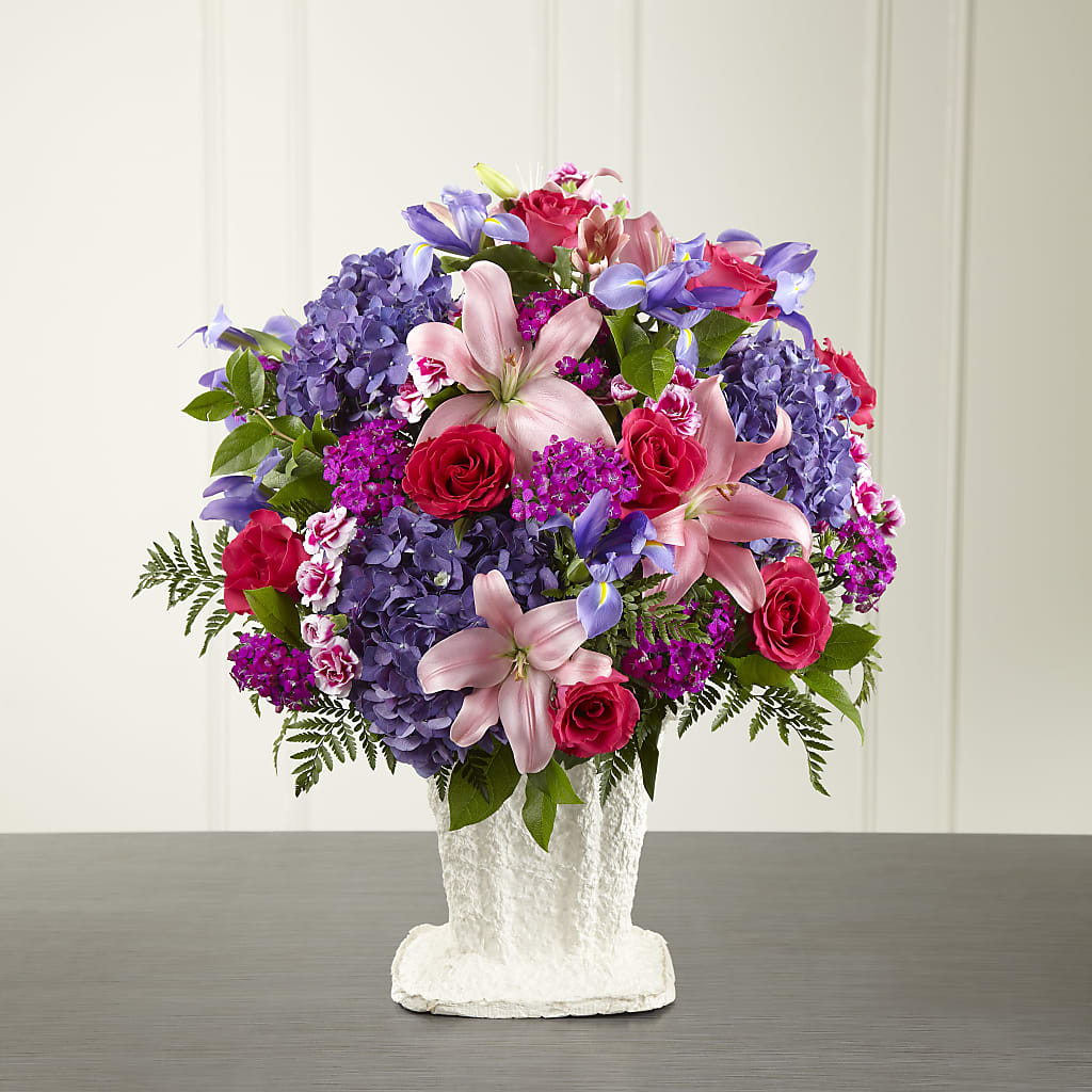 We Fondly Remember Arrangement – HALL'S GIFT AND TREASURES FLORAL DESIGN, Vicksburg MS