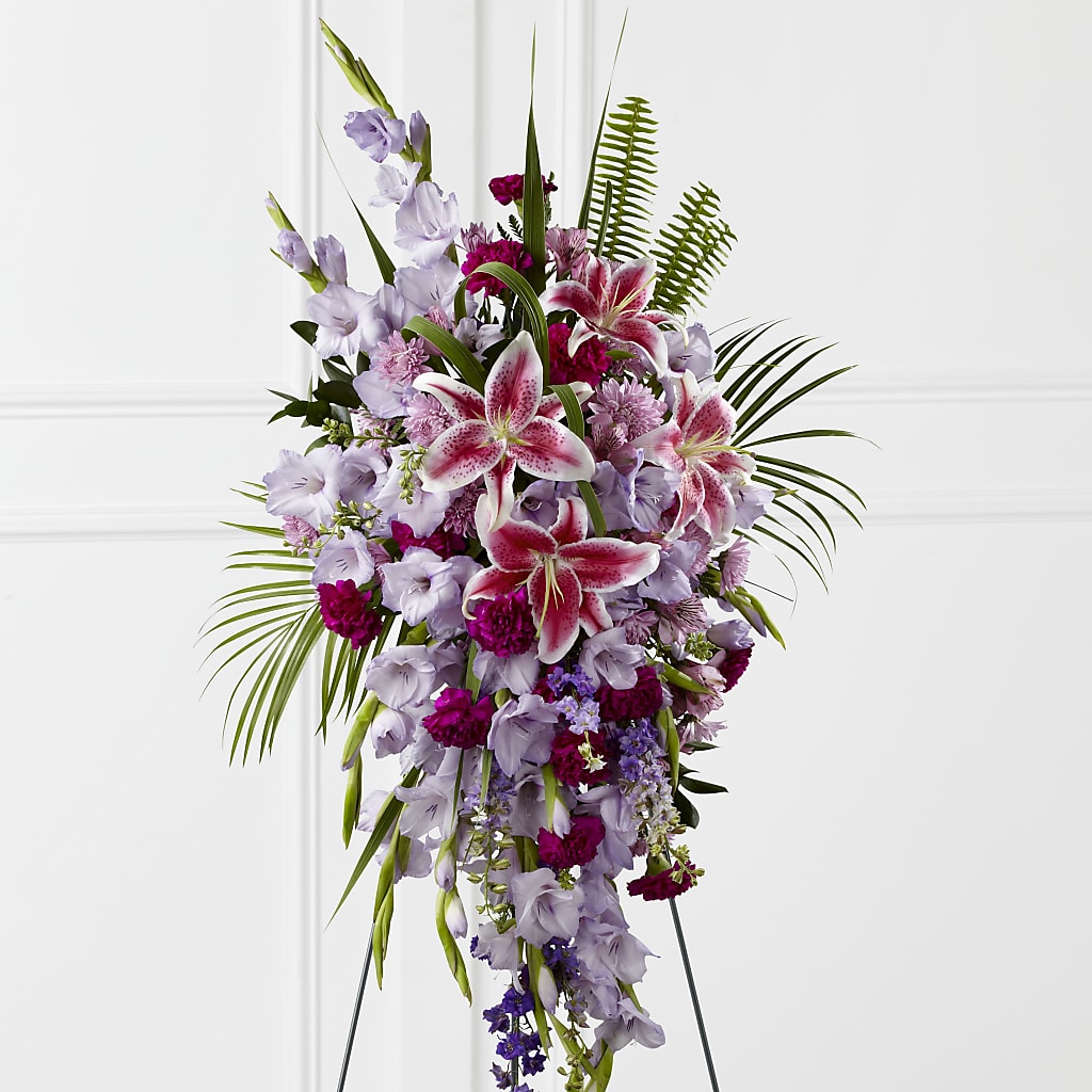 Tender Touch Standing Spray – HALL'S GIFT AND TREASURES FLORAL DESIGN, Vicksburg MS