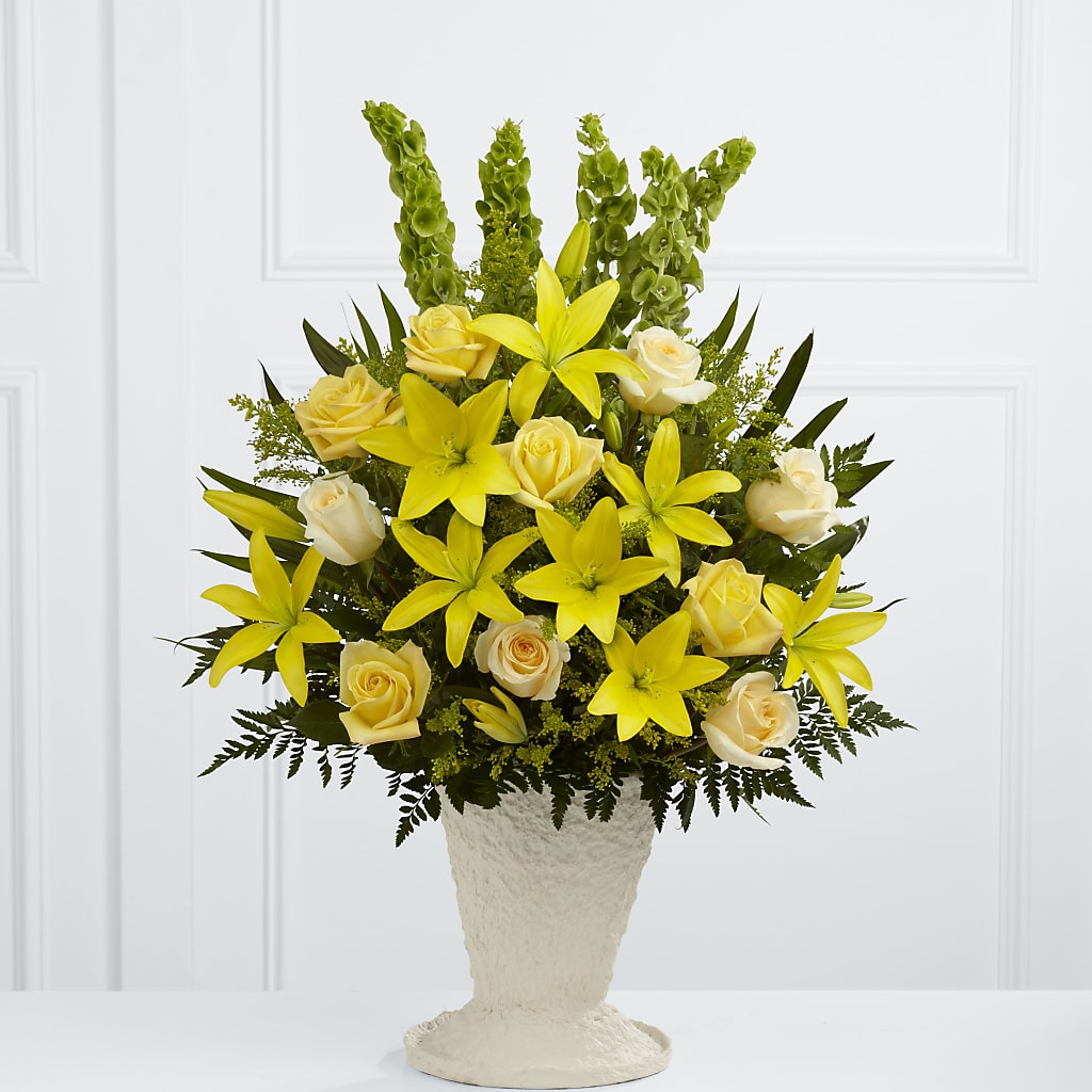 Golden Memories Arrangement – HALL'S GIFT AND TREASURES FLORAL DESIGN, Vicksburg MS