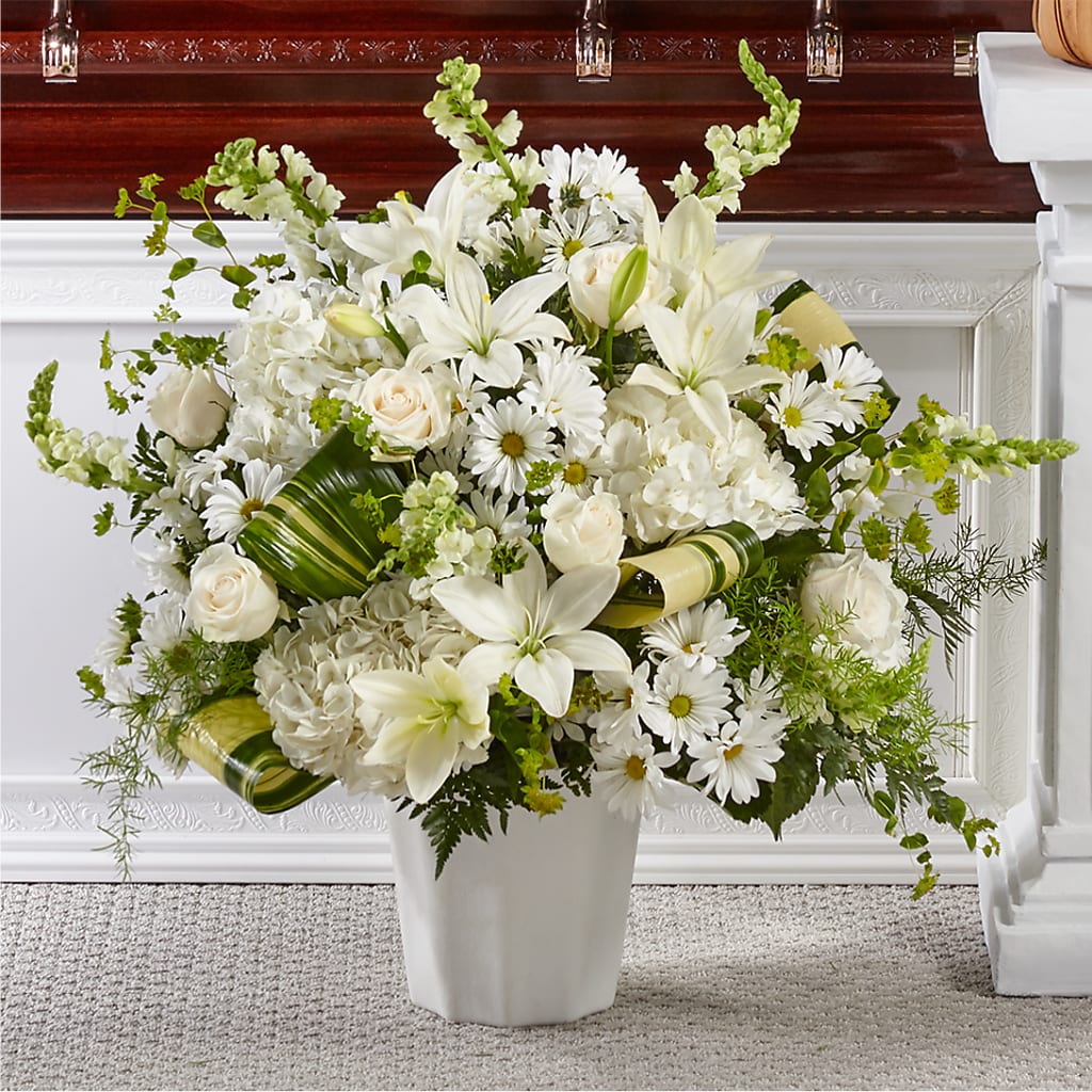 Thoughts of Tranquility Floor Basket – HALL'S GIFT AND TREASURES FLORAL DESIGN, Vicksburg MS