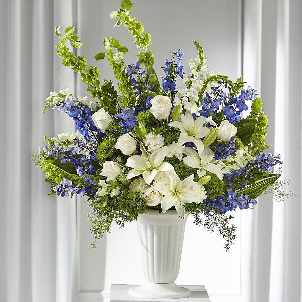 Heartfelt Hope Arrangement – HALL'S GIFT AND TREASURES FLORAL DESIGN, Vicksburg MS