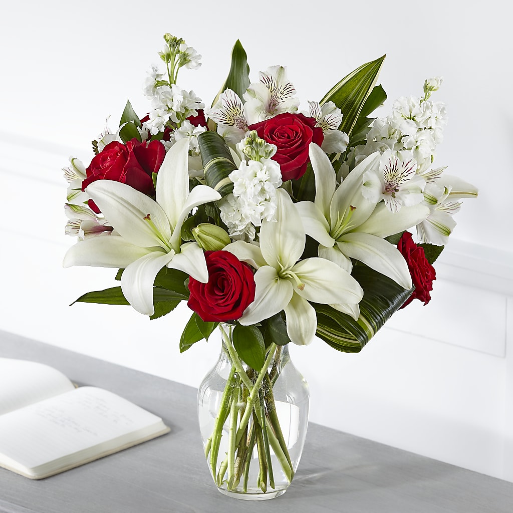 Loving Respect Bouquet – HALL'S GIFT AND TREASURES FLORAL DESIGN, Vicksburg MS