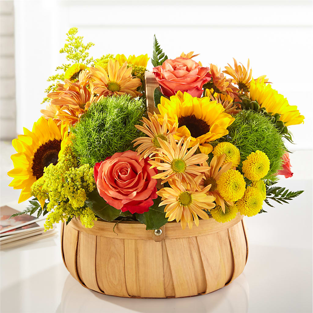 Harvest Sunflower Basket – HALL'S GIFT AND TREASURES FLORAL DESIGN, Vicksburg MS
