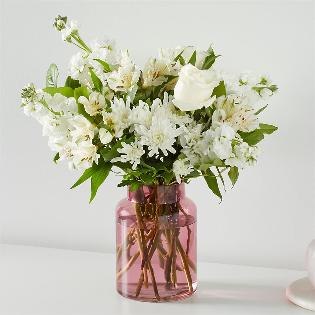 Candy Cream Bouquet – HALL'S GIFT AND TREASURES FLORAL DESIGN, Vicksburg MS