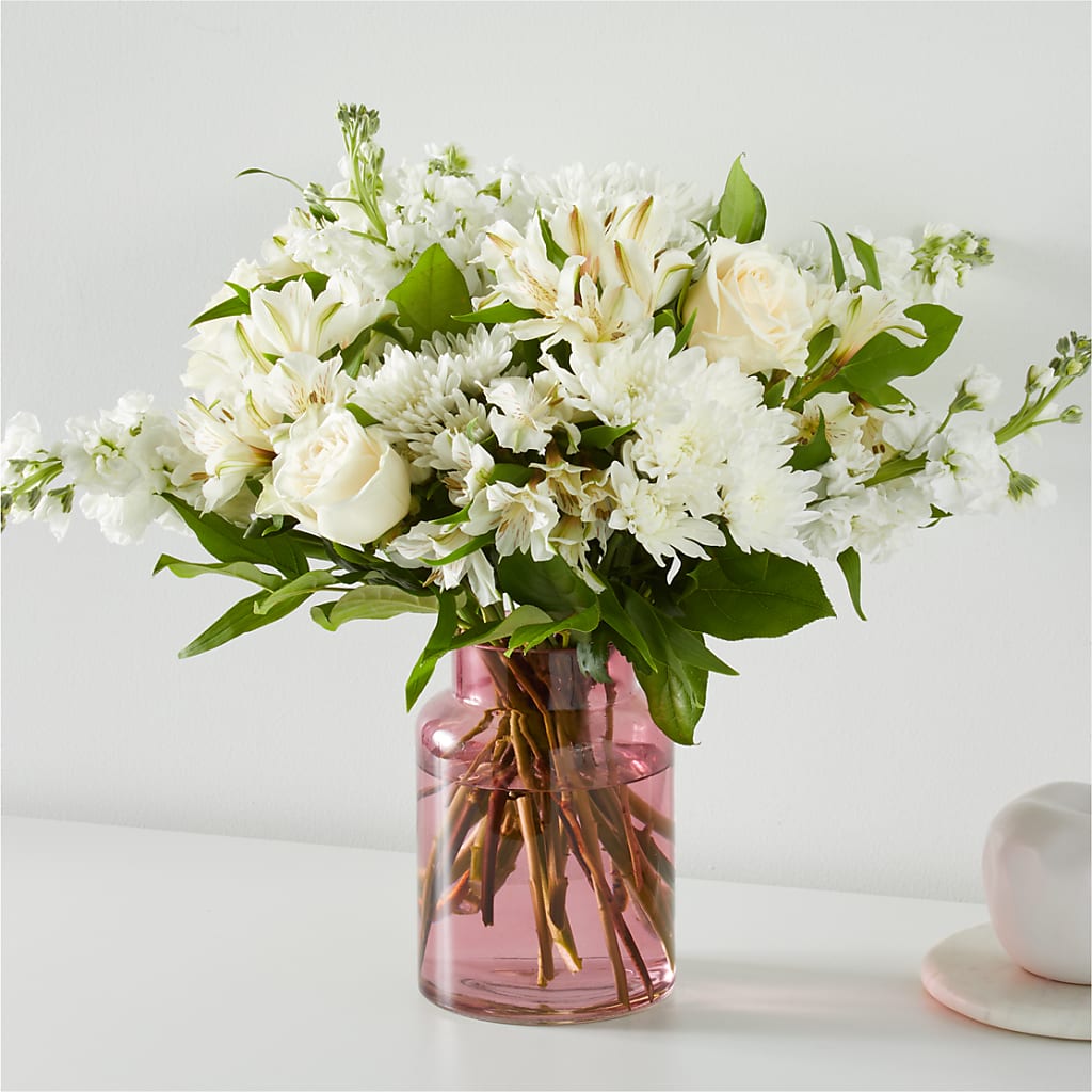 Candy Cream Bouquet – HALL'S GIFT AND TREASURES FLORAL DESIGN, Vicksburg MS