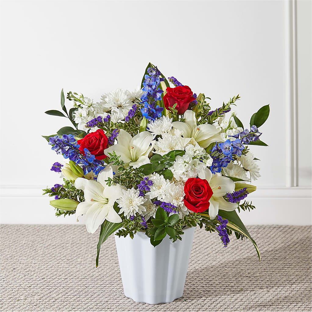 Consoled Floor Basket – HALL'S GIFT AND TREASURES FLORAL DESIGN, Vicksburg MS