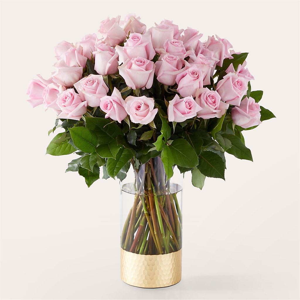 Picture Perfect Pink Rose Bouquet – HALL'S GIFT AND TREASURES FLORAL DESIGN, Vicksburg MS