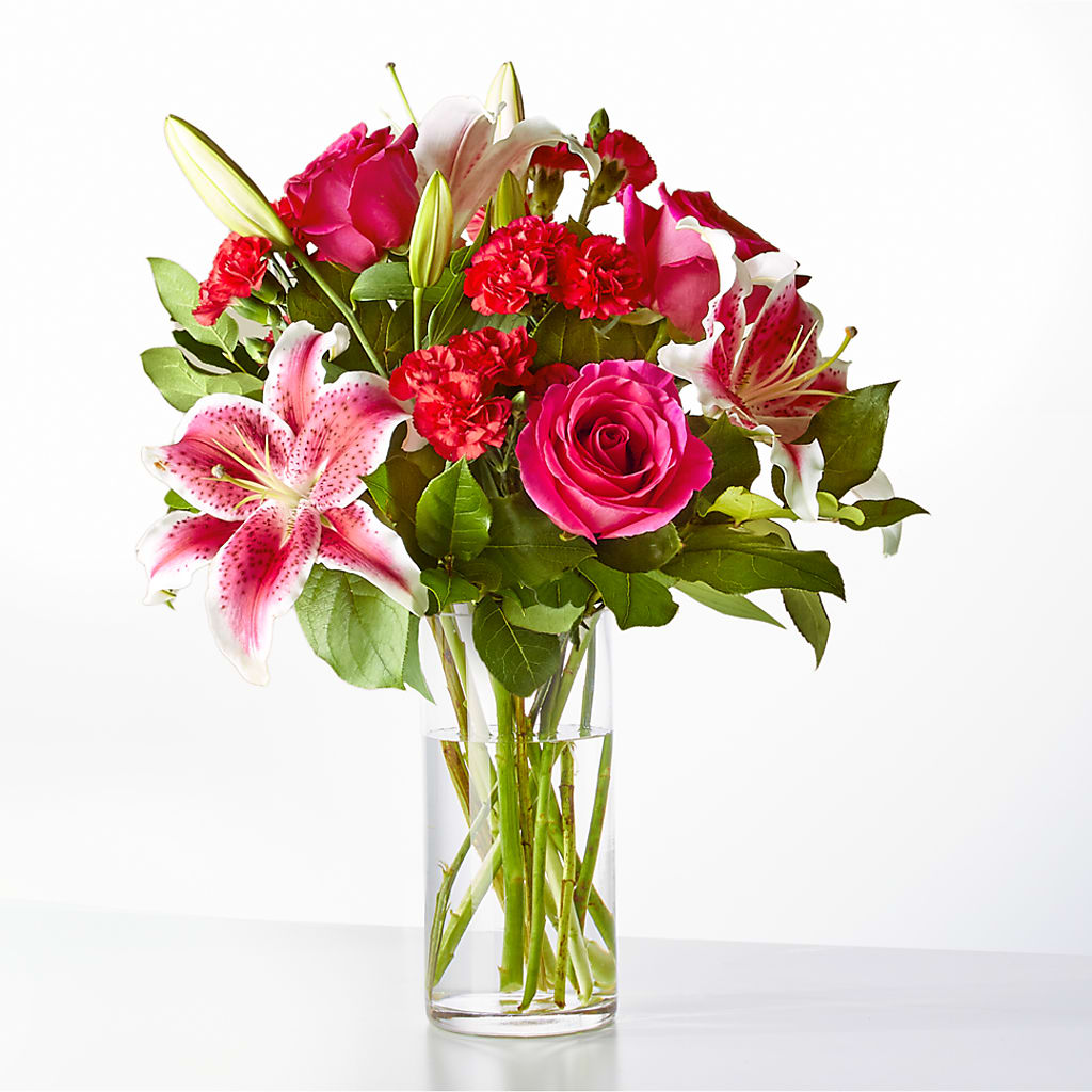 Love at First Sight Bouquet – HALL'S GIFT AND TREASURES FLORAL DESIGN, Vicksburg MS