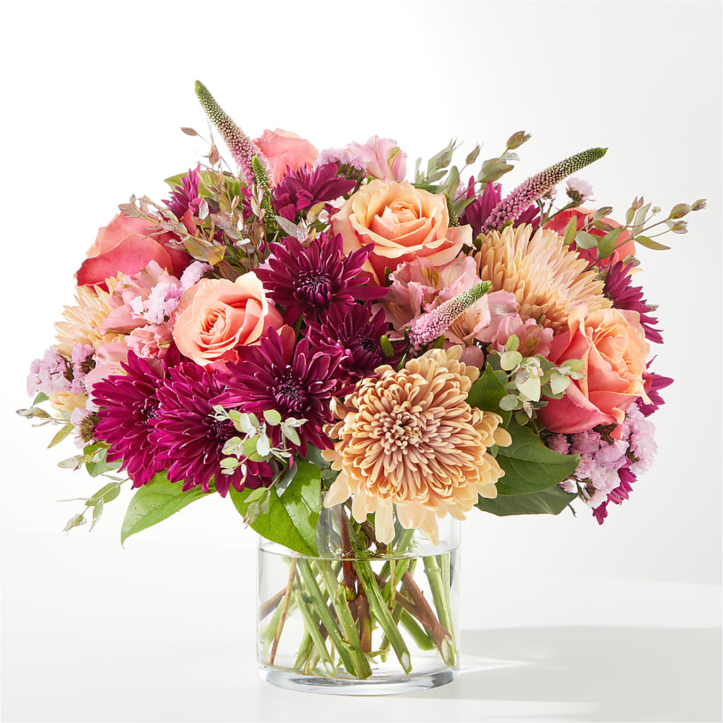 Berry Cobbler Bouquet – HALL'S GIFT AND TREASURES FLORAL DESIGN, Vicksburg MS