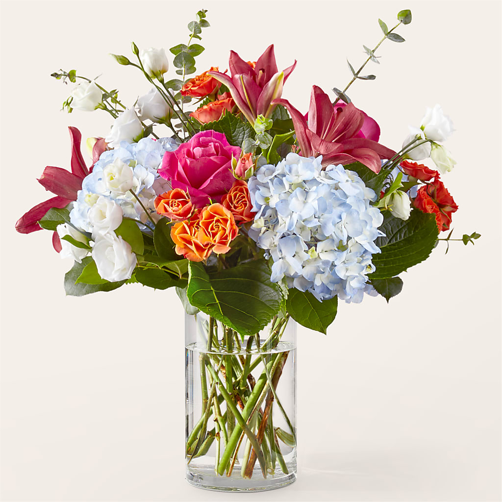 Awestruck Luxury Bouquet – HALL'S GIFT AND TREASURES FLORAL DESIGN, Vicksburg MS