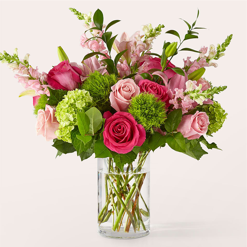 Fit for a Queen Luxury Bouquet – HALL'S GIFT AND TREASURES FLORAL DESIGN, Vicksburg MS