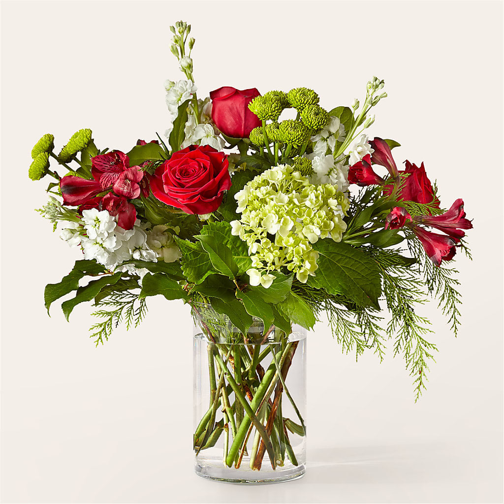 Tree Shopping Bouquet – HALL'S GIFT AND TREASURES FLORAL DESIGN, Vicksburg MS