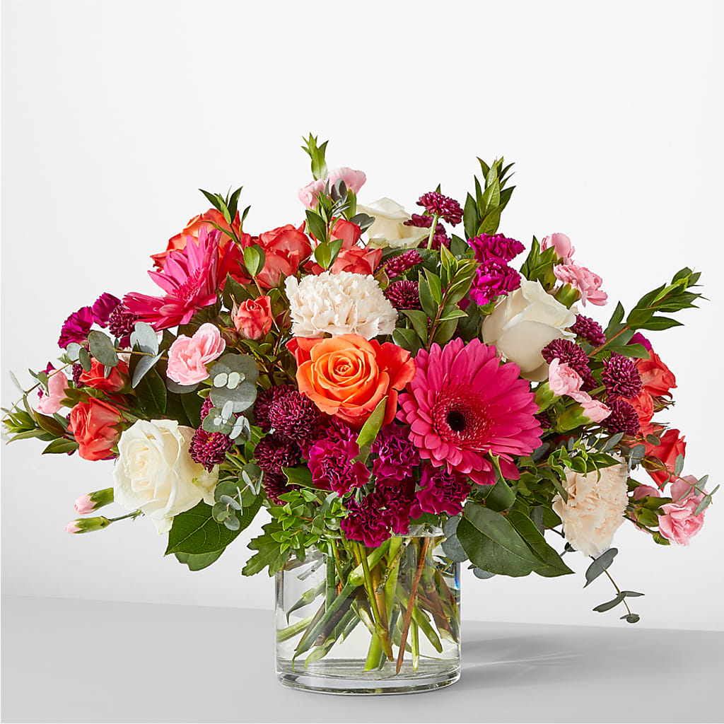 Smell the Roses Bouquet – HALL'S GIFT AND TREASURES FLORAL DESIGN, Vicksburg MS
