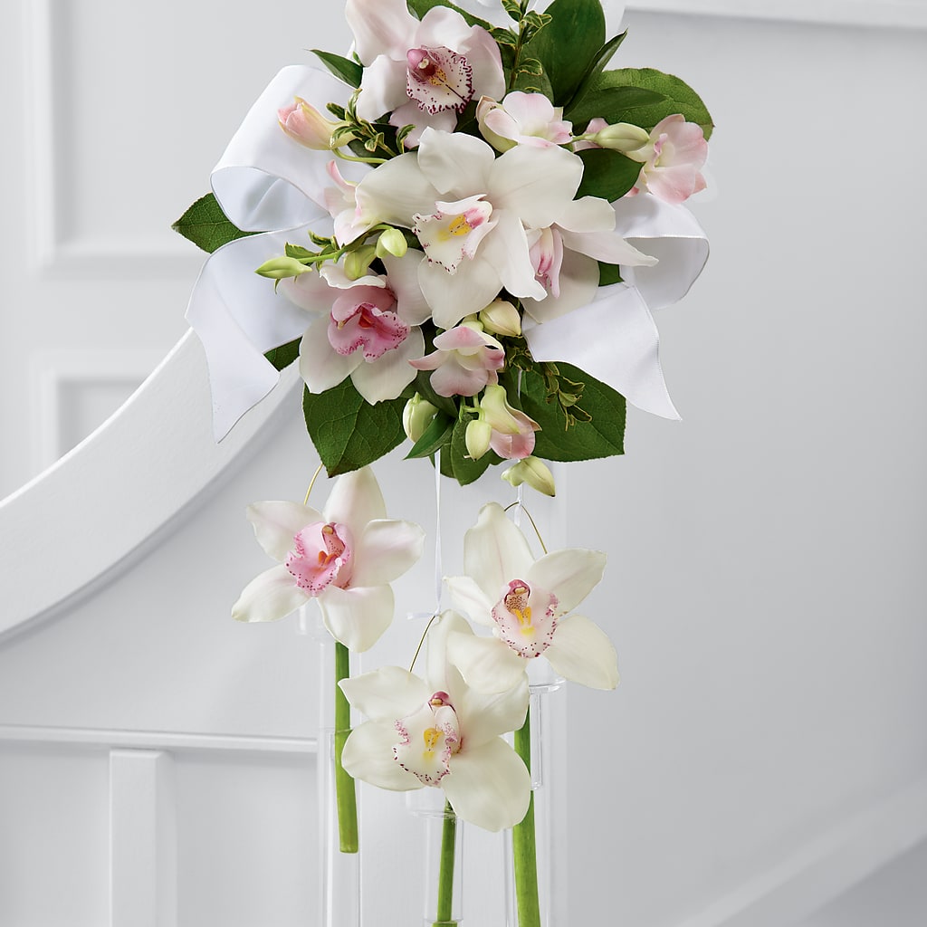 Perfect Entrance Pew Arrangement – HALL'S GIFT AND TREASURES FLORAL DESIGN, Vicksburg MS