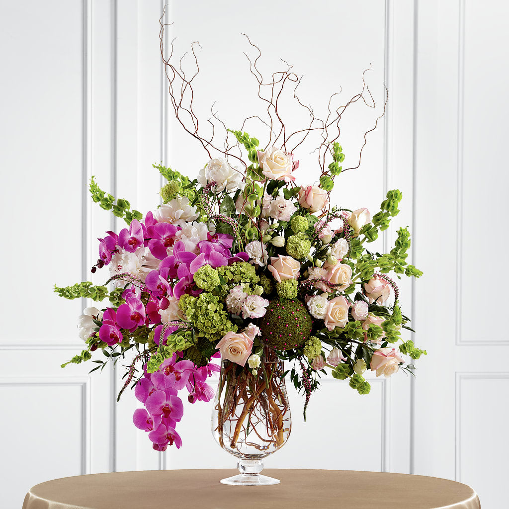 Soft Sophistication Arrangement – HALL'S GIFT AND TREASURES FLORAL DESIGN, Vicksburg MS