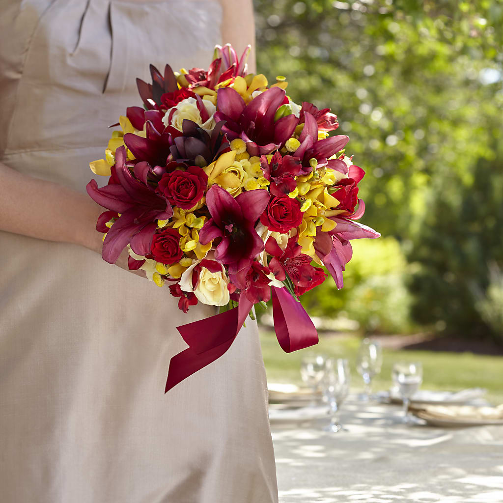 Sunningdale Bouquet – HALL'S GIFT AND TREASURES FLORAL DESIGN, Vicksburg MS