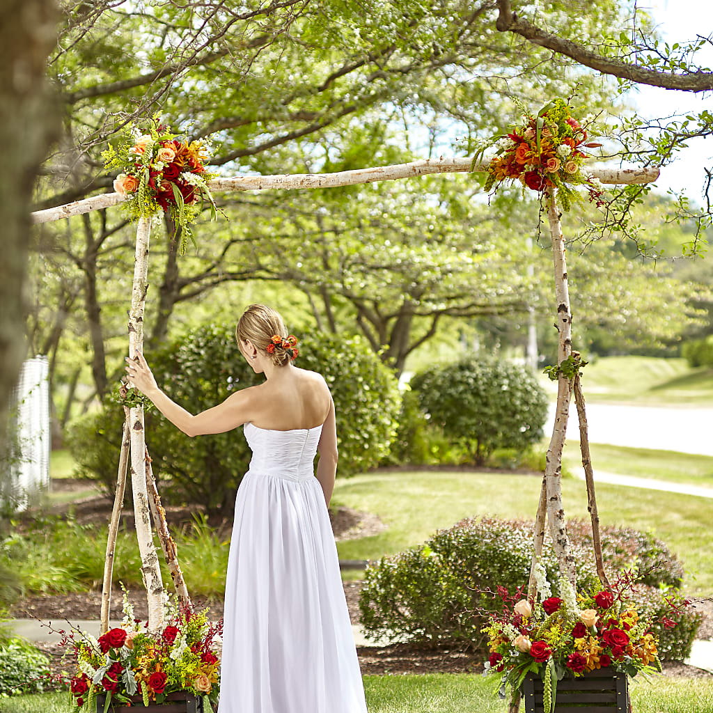 Arbor of Love Archway – HALL'S GIFT AND TREASURES FLORAL DESIGN, Vicksburg MS
