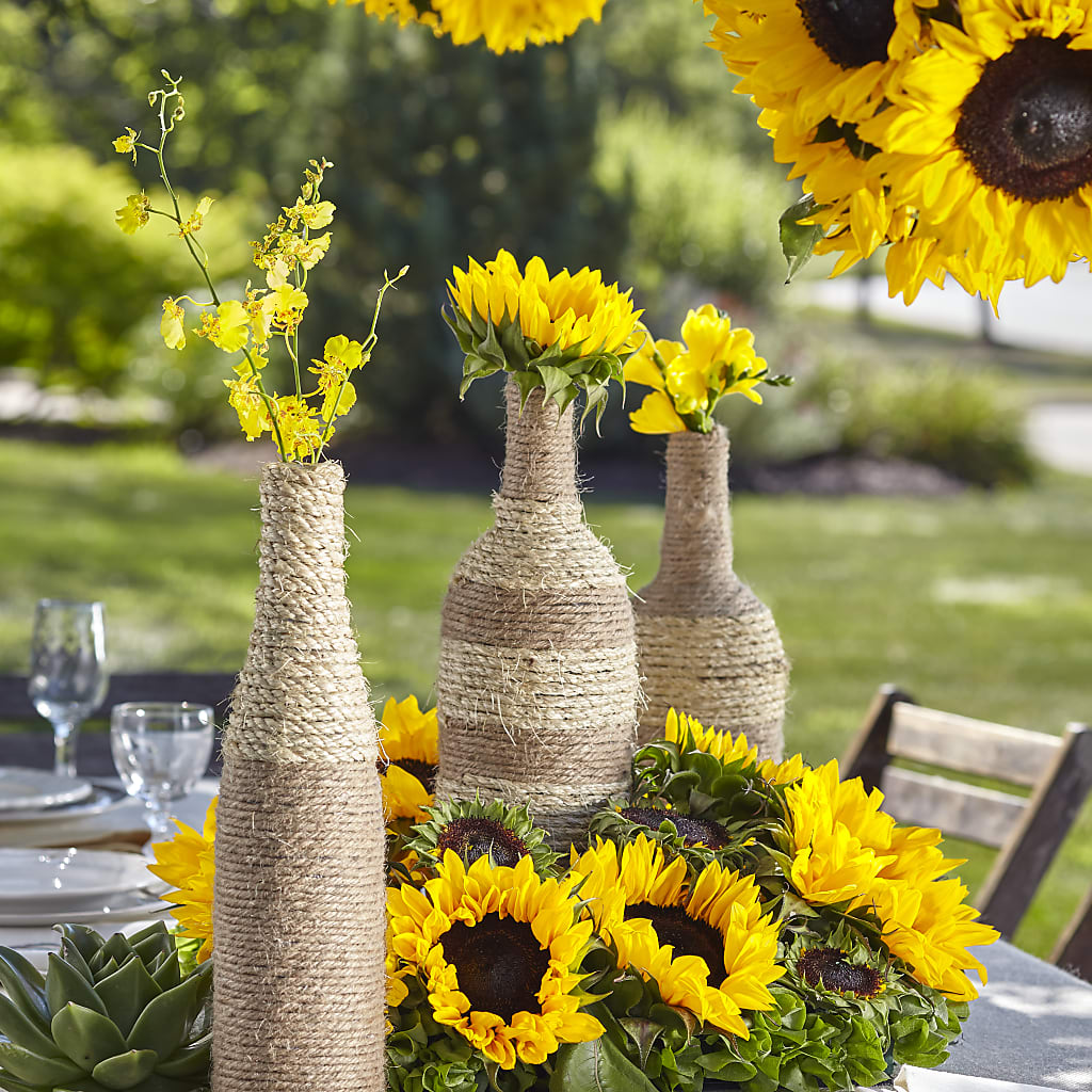 Sublime Garden Centerpiece – HALL'S GIFT AND TREASURES FLORAL DESIGN, Vicksburg MS