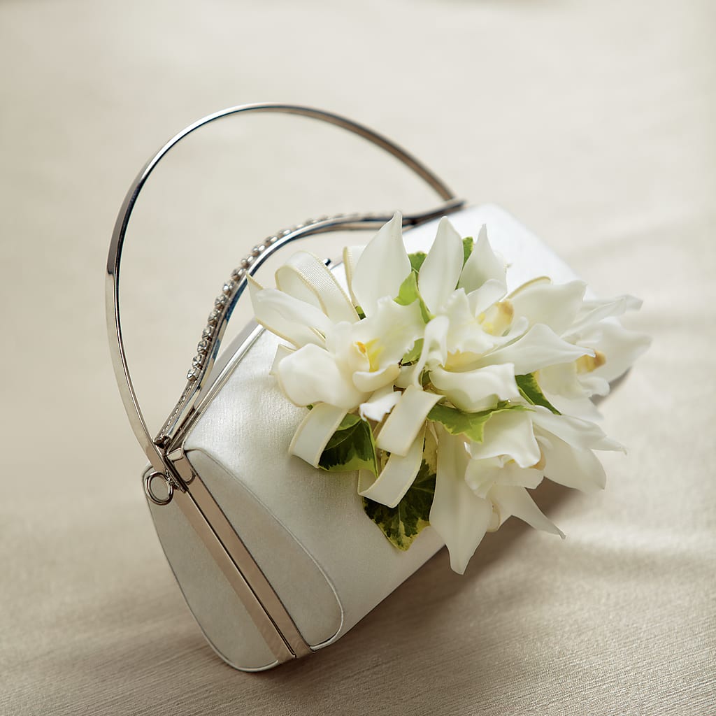 White Purse Decor – HALL'S GIFT AND TREASURES FLORAL DESIGN, Vicksburg MS