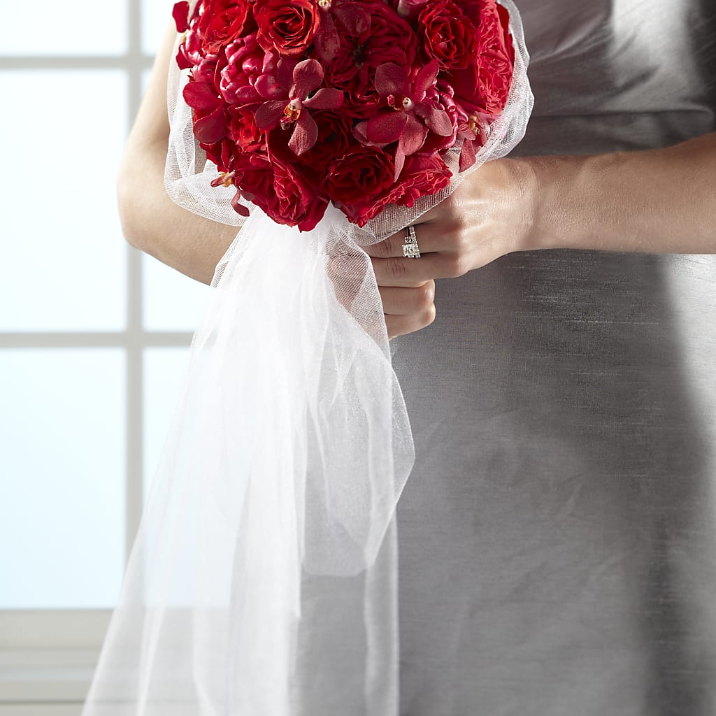 Desire Bouquet – HALL'S GIFT AND TREASURES FLORAL DESIGN, Vicksburg MS