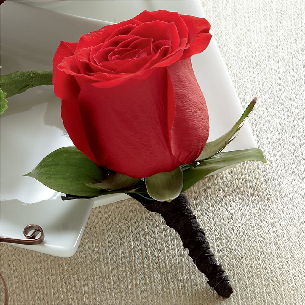 Red Rose Boutonniere – HALL'S GIFT AND TREASURES FLORAL DESIGN, Vicksburg MS