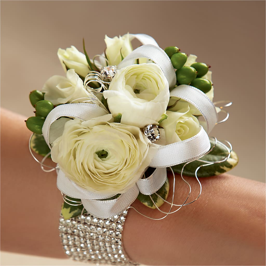 White Wedding Corsage – HALL'S GIFT AND TREASURES FLORAL DESIGN, Vicksburg MS