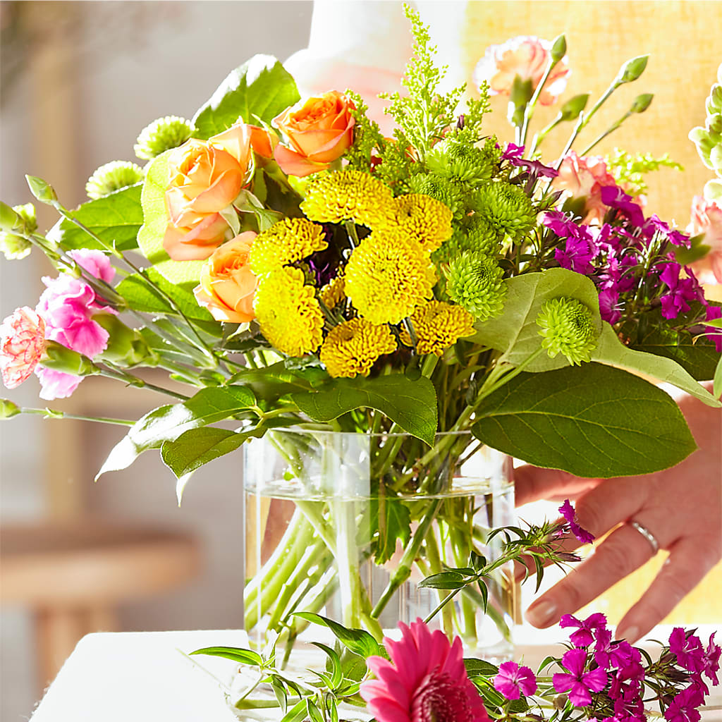 Bold & Bright – A Florist Original – HALL'S GIFT AND TREASURES FLORAL DESIGN, Vicksburg MS