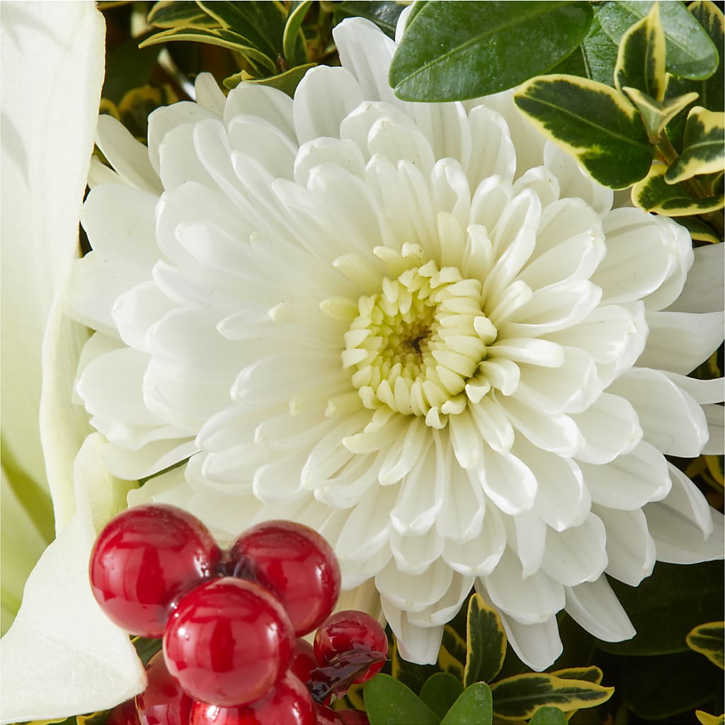 Festive Moments Tree – HALL'S GIFT AND TREASURES FLORAL DESIGN, Vicksburg MS
