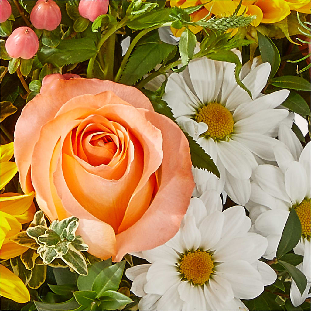 The Good Life Bouquet – HALL'S GIFT AND TREASURES FLORAL DESIGN, Vicksburg MS