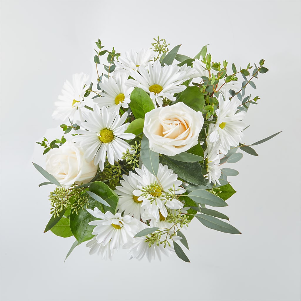 Fresh Linen Box Bouquet – HALL'S GIFT AND TREASURES FLORAL DESIGN, Vicksburg MS