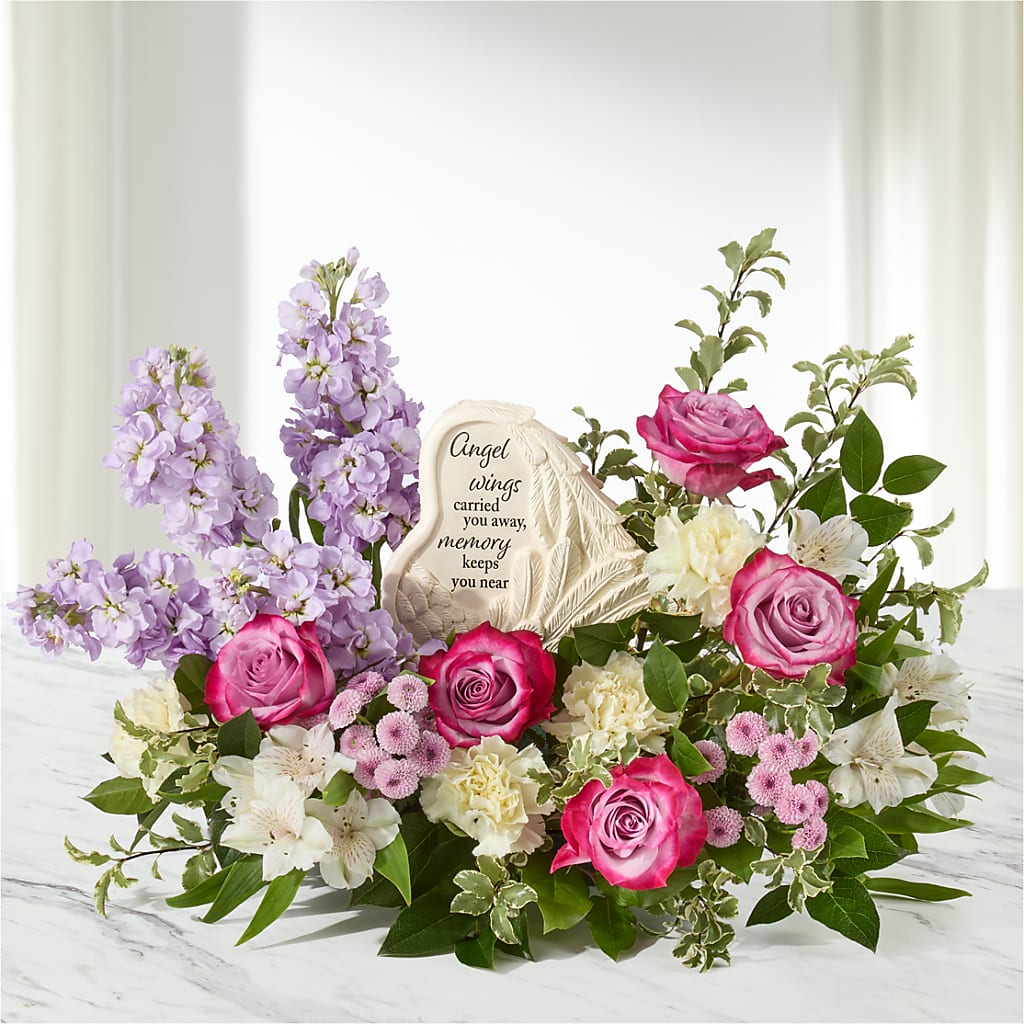 In My Heart Arrangement – HALL'S GIFT AND TREASURES FLORAL DESIGN, Vicksburg MS