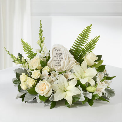 Holding You Close Arrangement – HALL'S GIFT AND TREASURES FLORAL DESIGN, Vicksburg MS