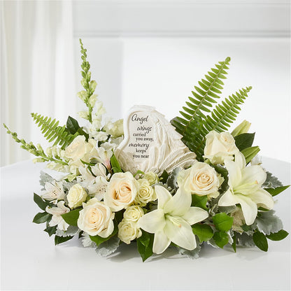 Holding You Close Arrangement – HALL'S GIFT AND TREASURES FLORAL DESIGN, Vicksburg MS