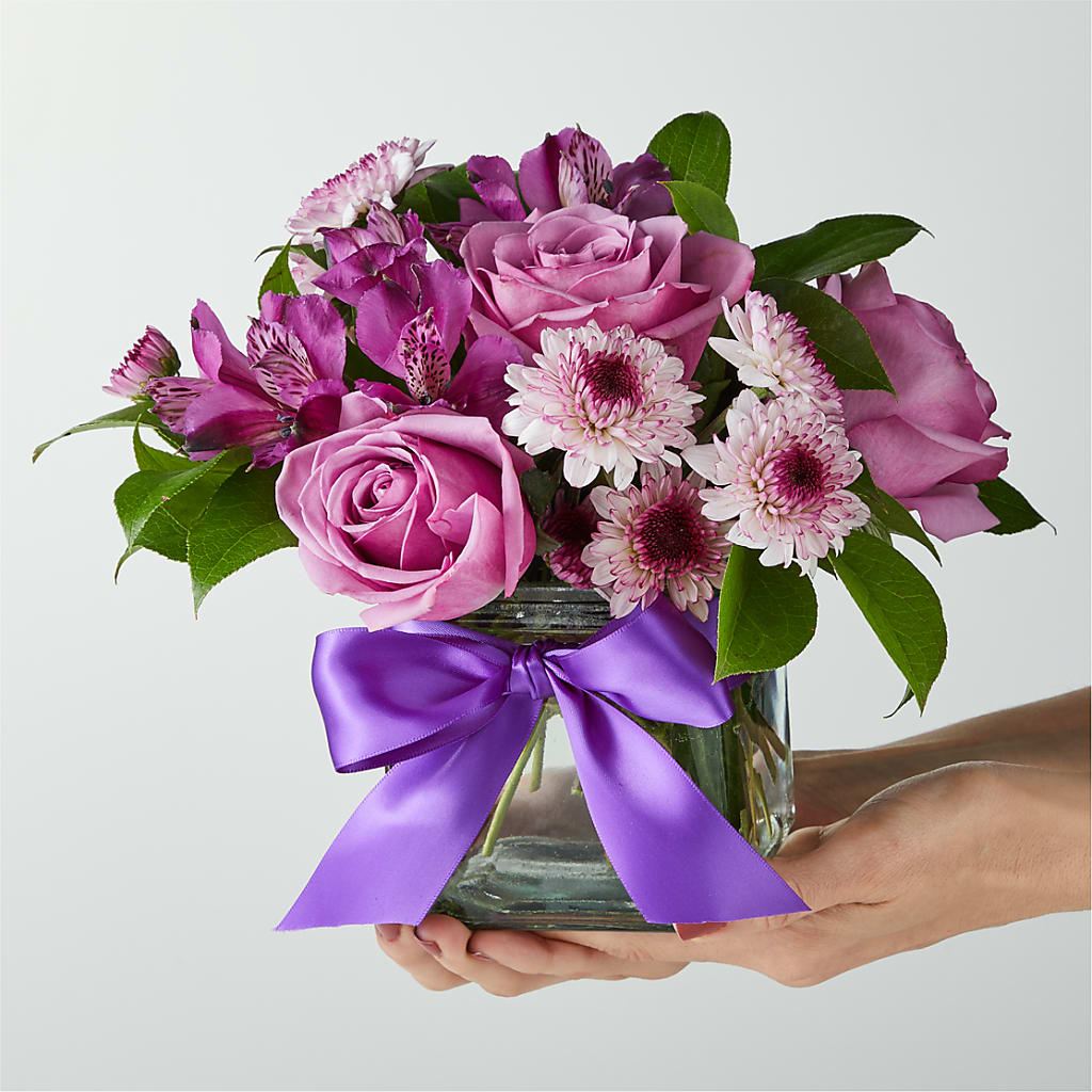 Sugarplum Bouquet – HALL'S GIFT AND TREASURES FLORAL DESIGN, Vicksburg MS